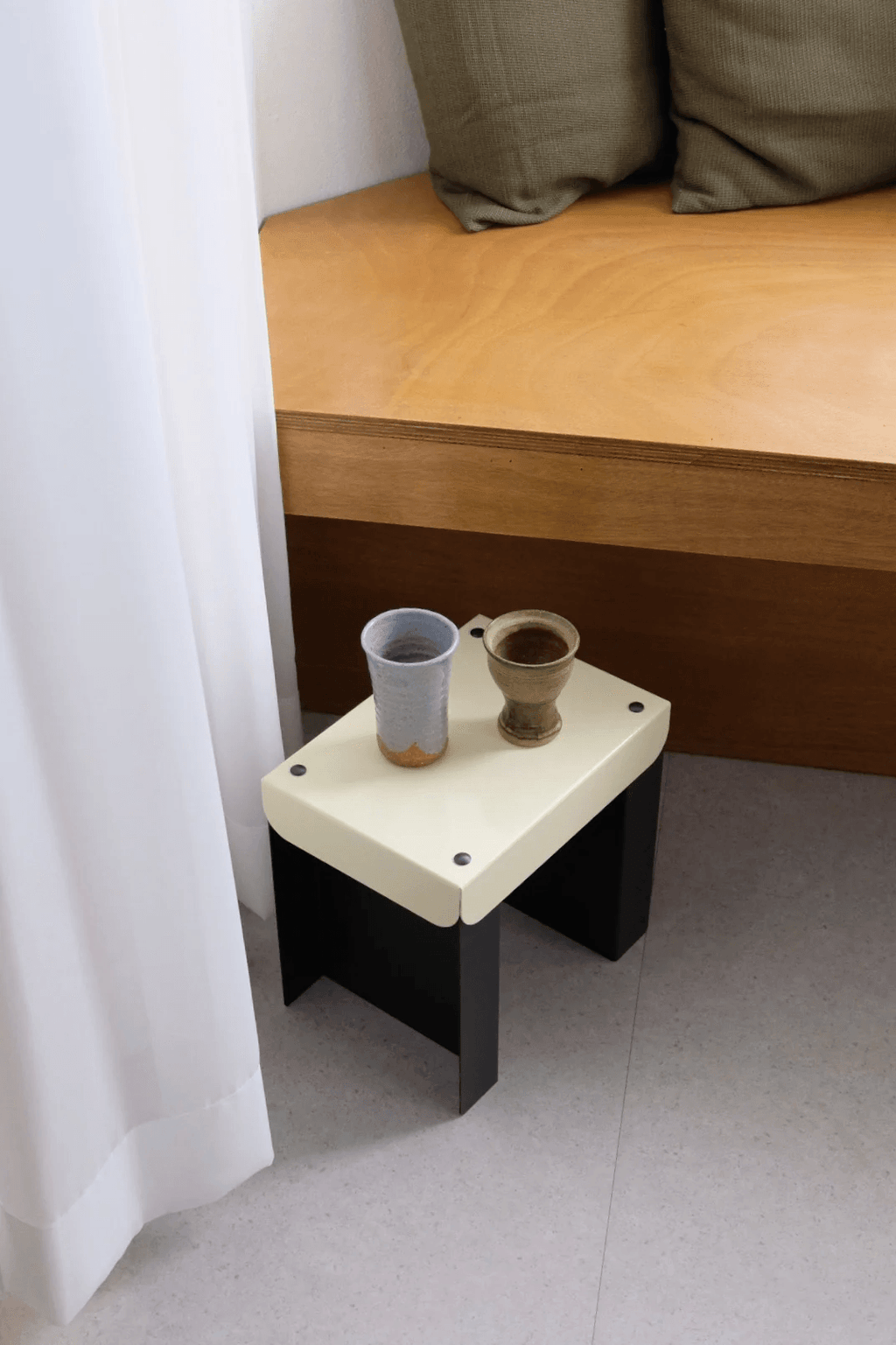 Pico bench / Yellow & Black