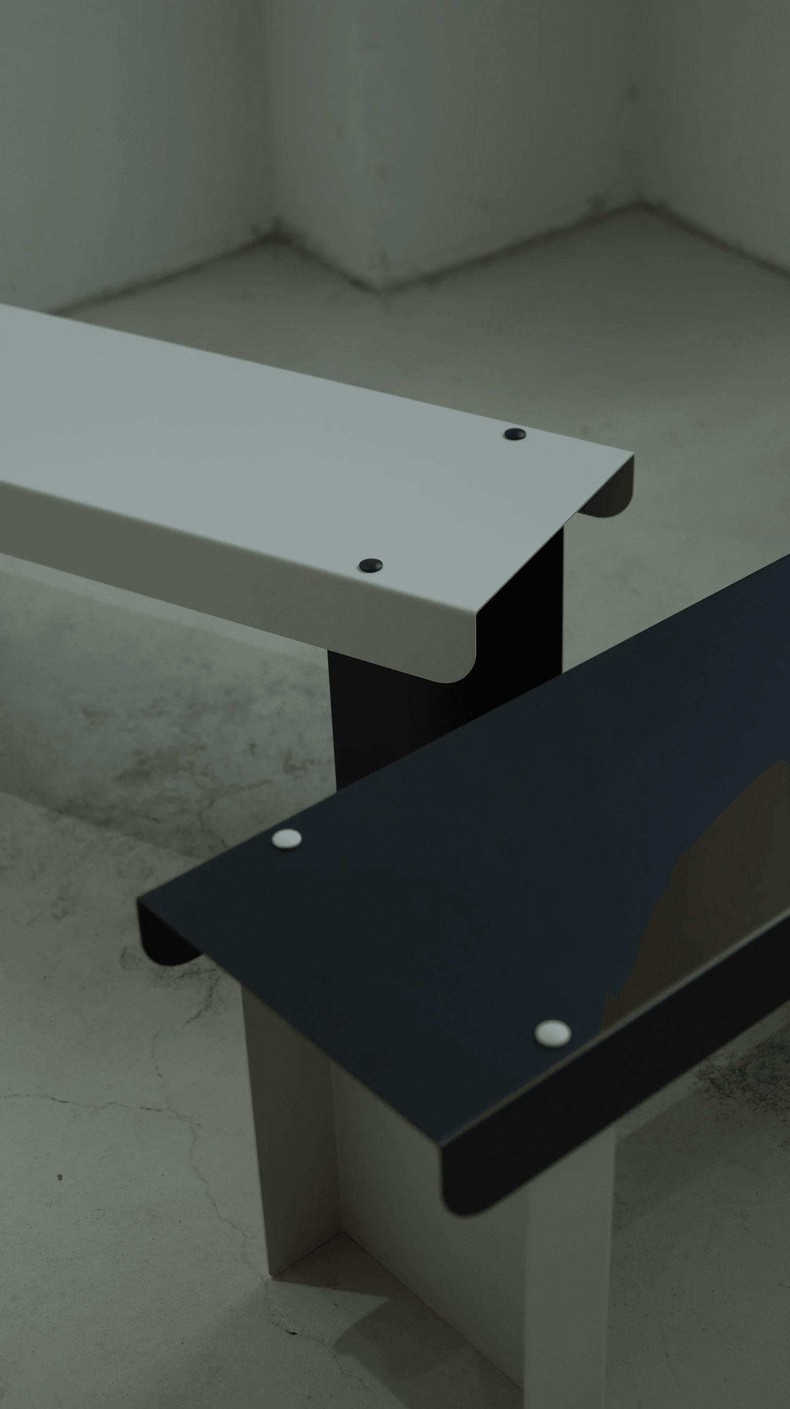 Small Bench / Black & White