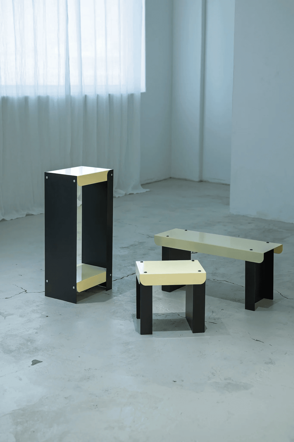 Pico bench / Yellow & Black