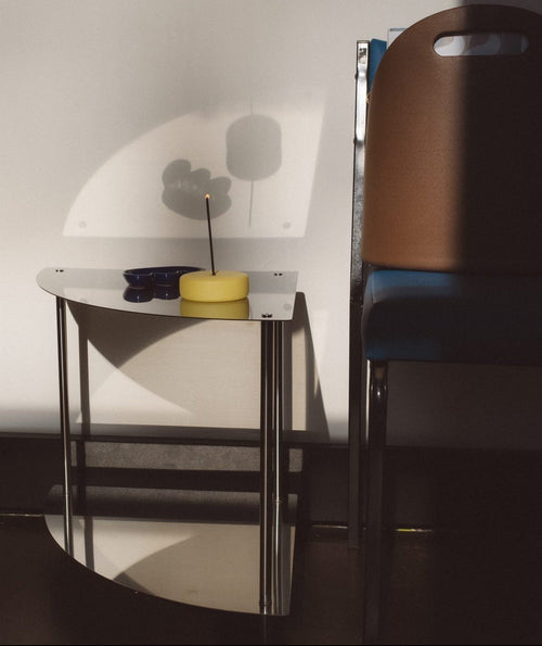 Arc Corner Stand - ULUROOM