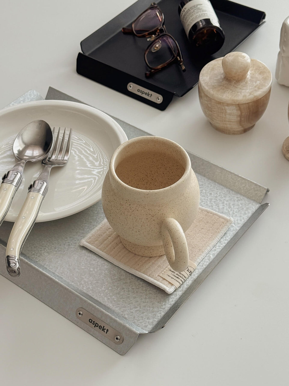 ASPEKT mono tray
