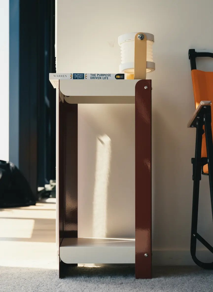 Linea Shelf / White & Grape