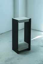 Linea Shelf / White & Black - ULUROOM