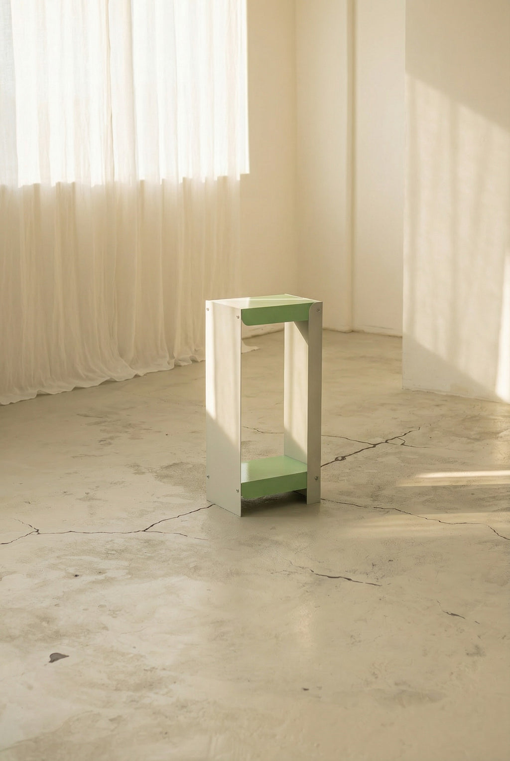 Linea Shelf / Green & White