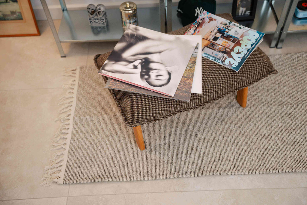 Snow Tassel Textured Rug