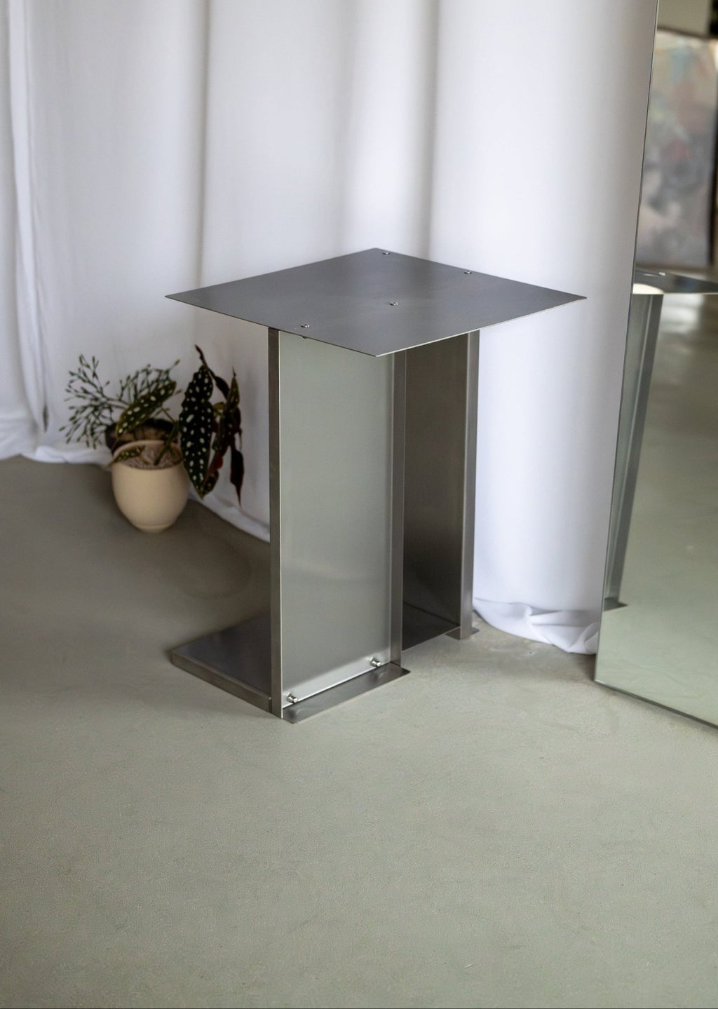 Raw table - ULUROOM