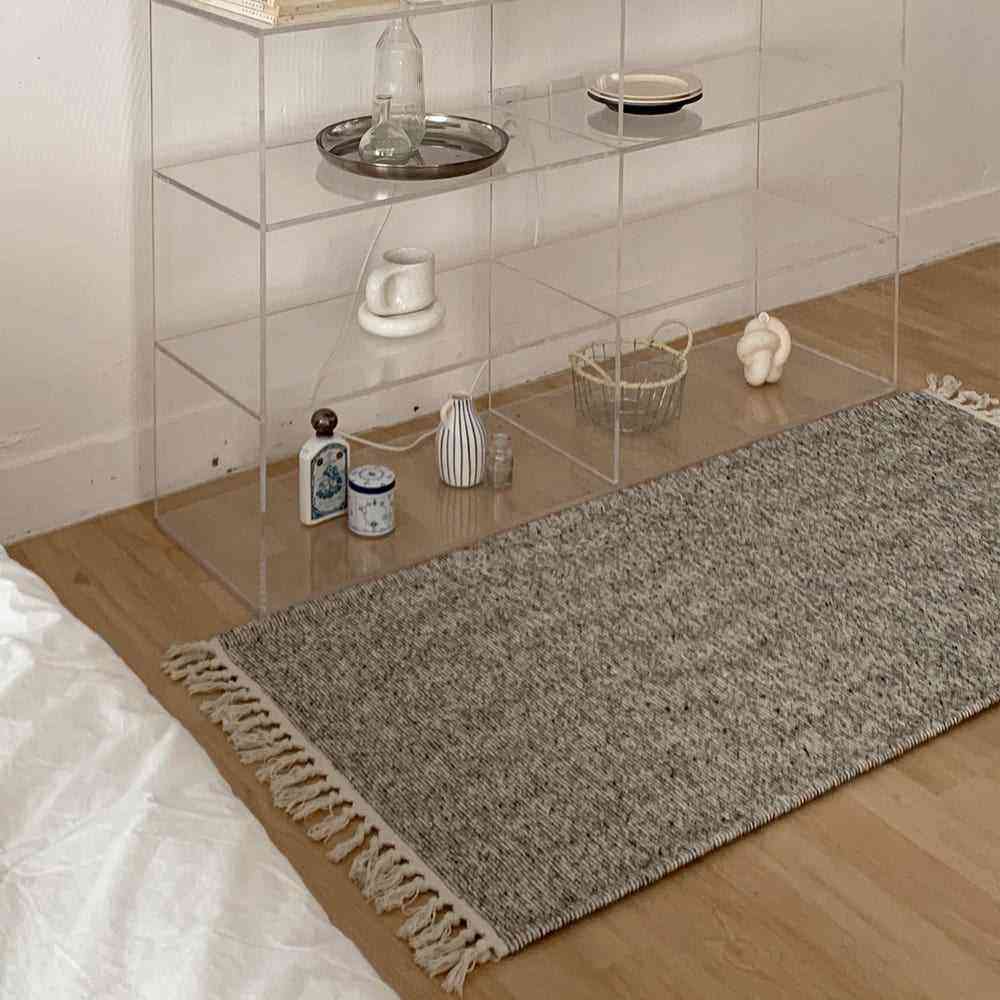 Snow Tassel Textured Rug - ULUROOM
