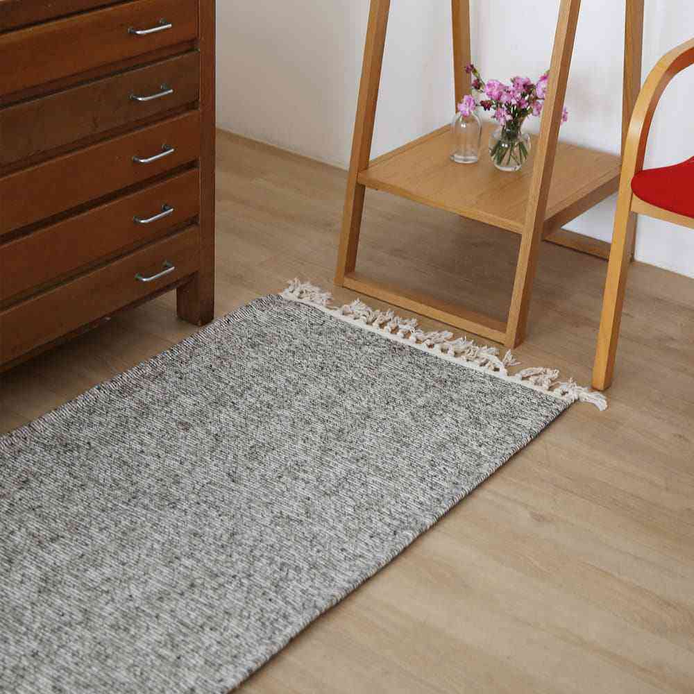 Snow Tassel Textured Rug - ULUROOM