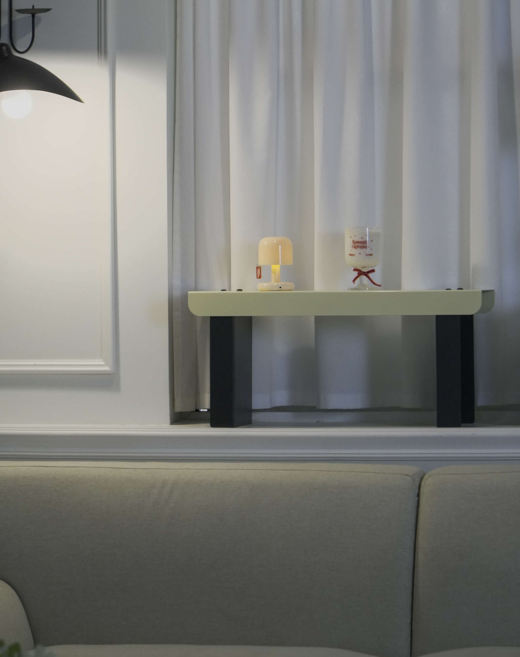 Small Bench / Yellow & Black